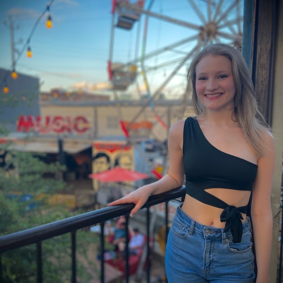 Black Crop Top - Picture 1 of 1